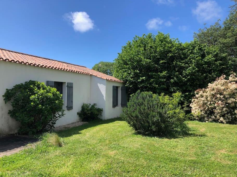 Maison Vendeenne A 5 Min Du Bord De Mer Saint-Hilaire-la-Forêt Exterior foto